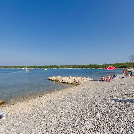 아파트 Brioni 포레치